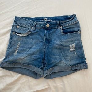 Child jean short from 7 for all mankind!